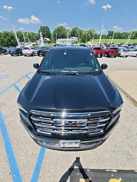 Used 2025 Black GMC Elevation image 6