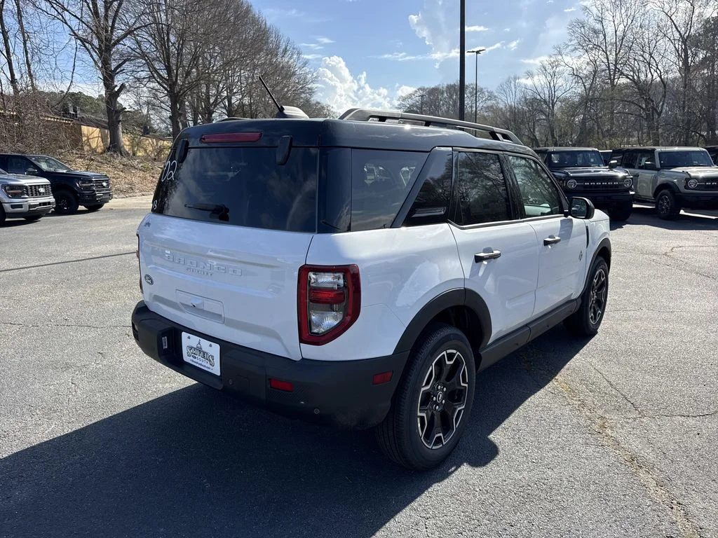 New 2026 White Ford Outer Banks image 7