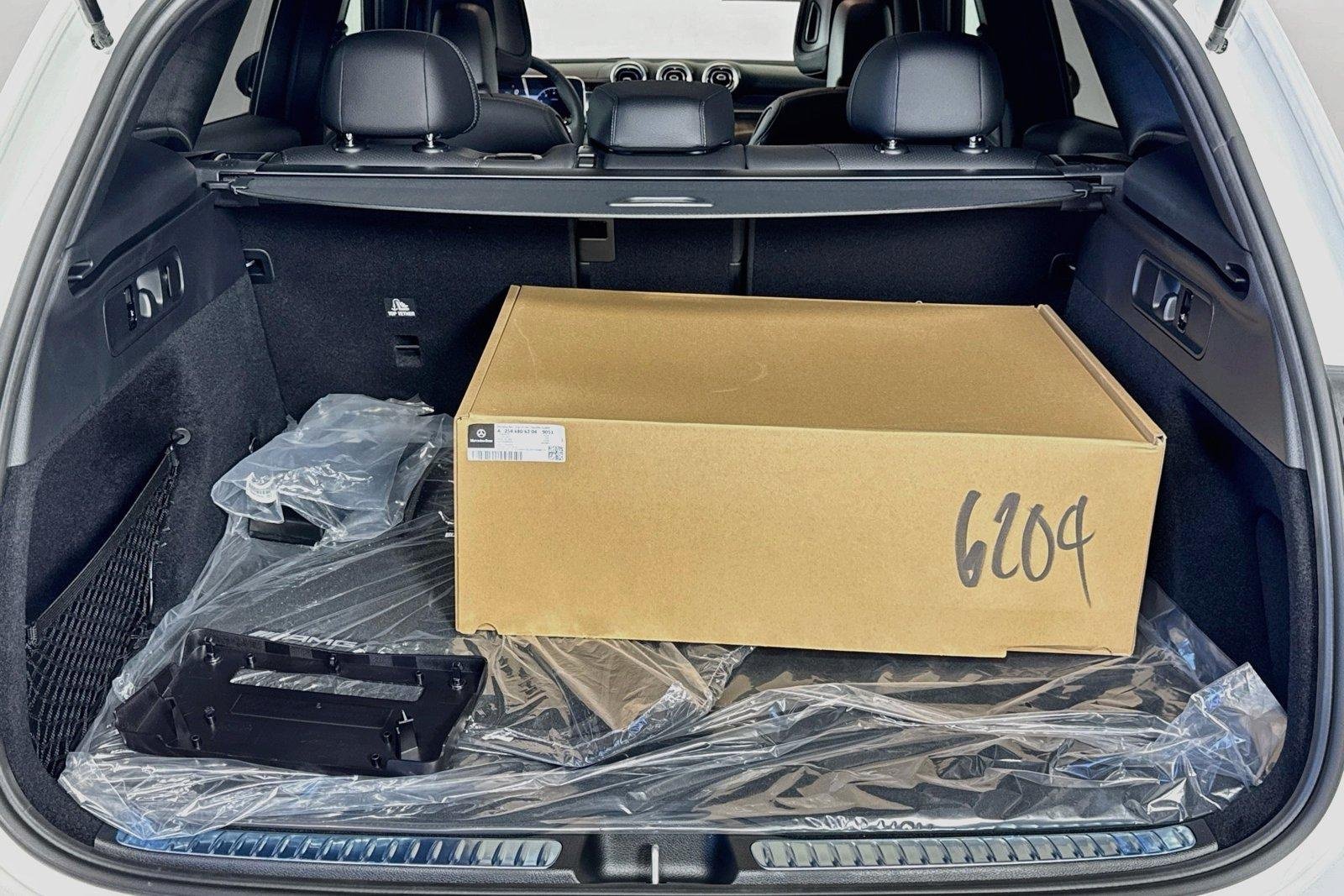 New 2026 Polar White Mercedes-Benz GLC 300 image 24