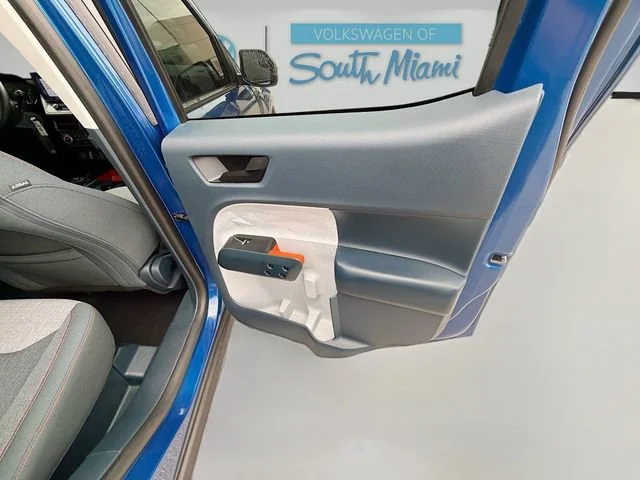 Used 2024 Atlas Blue Metallic Ford XLT image 29