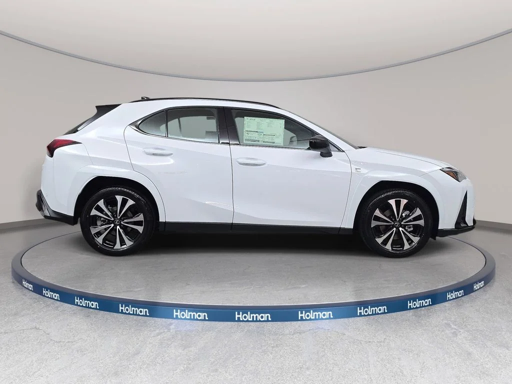 New 2026 Ultra White with Obsidian roof Lexus F SPORT DESIGN AWD image 4