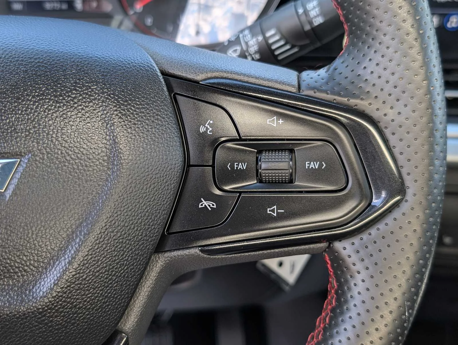 Used 2024 Crimson Metallic Chevrolet 1RS image 33