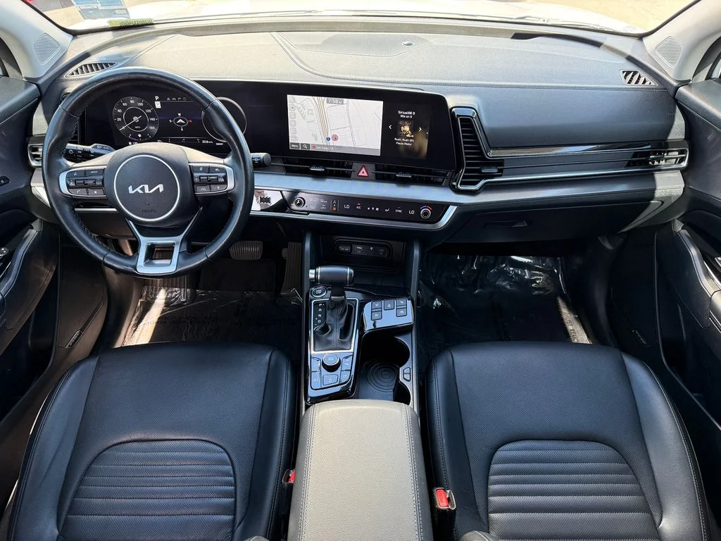Used 2023 White Pearl Kia SX-Prestige image 19