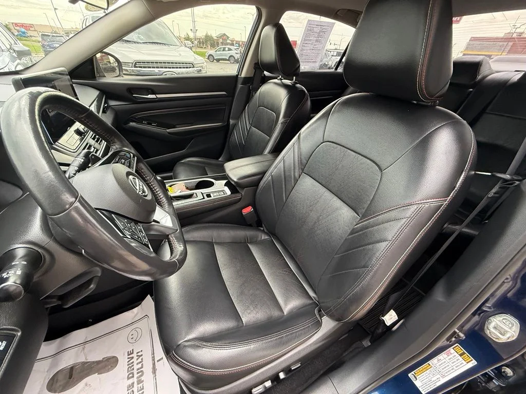 Used 2023 Blue Nissan 2.0 SR image 10