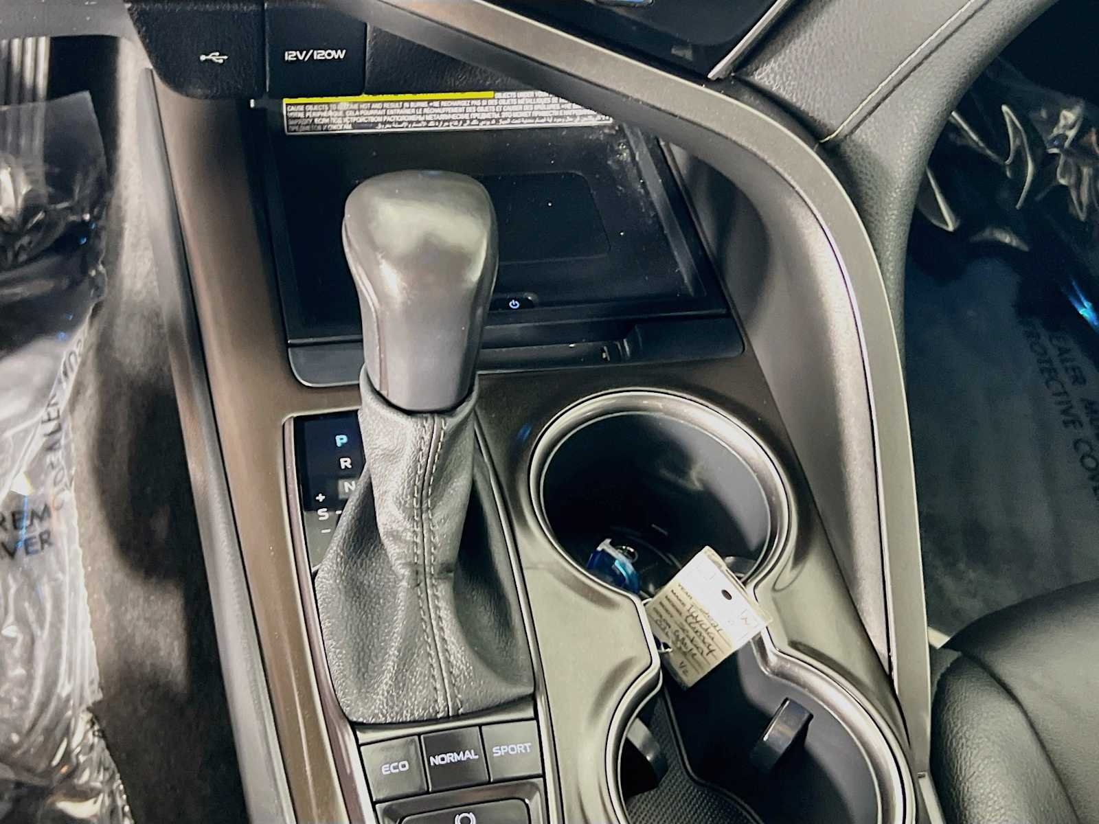Used 2021 Wind Chill Pearl Toyota XSE image 16