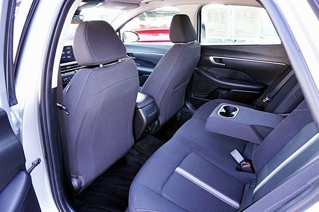 Used 2024 Silver Hyundai SEL image 15