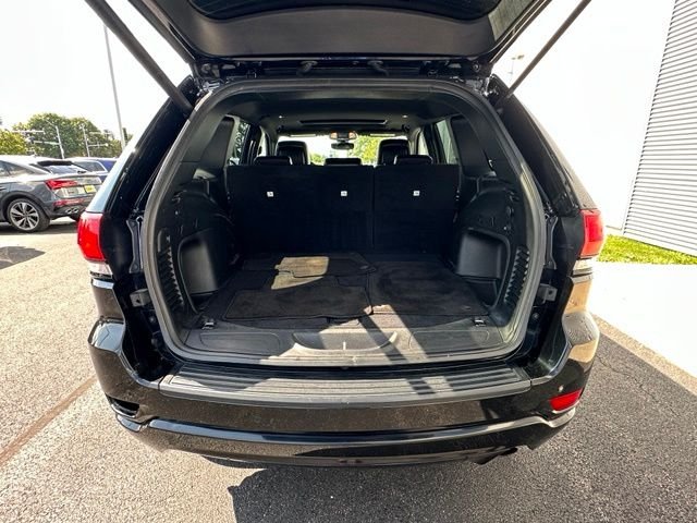 Used 2022 Black Jeep Laredo X image 17