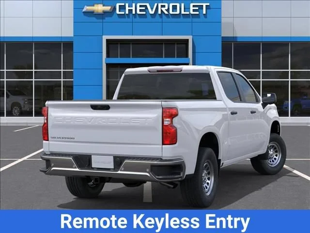 New 2026 Summit White Chevrolet WT image 4