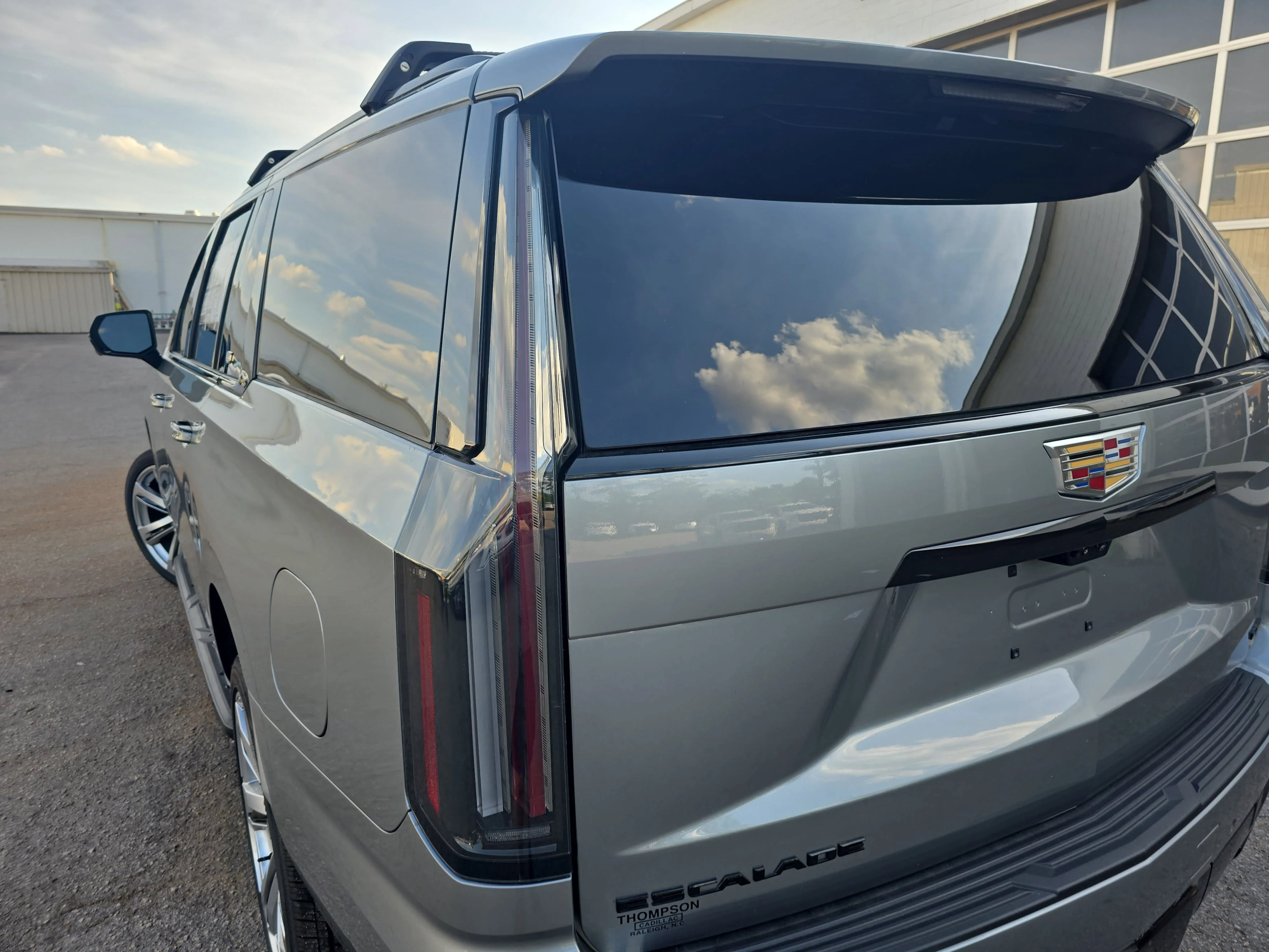 2025 Cadillac Escalade ESV Premium Luxury - Photo 39
