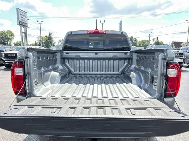 2026 GMC Canyon Elevation - Photo 10