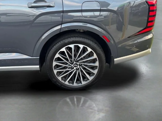 Used 2026 Gray Hyundai Calligraphy image 15