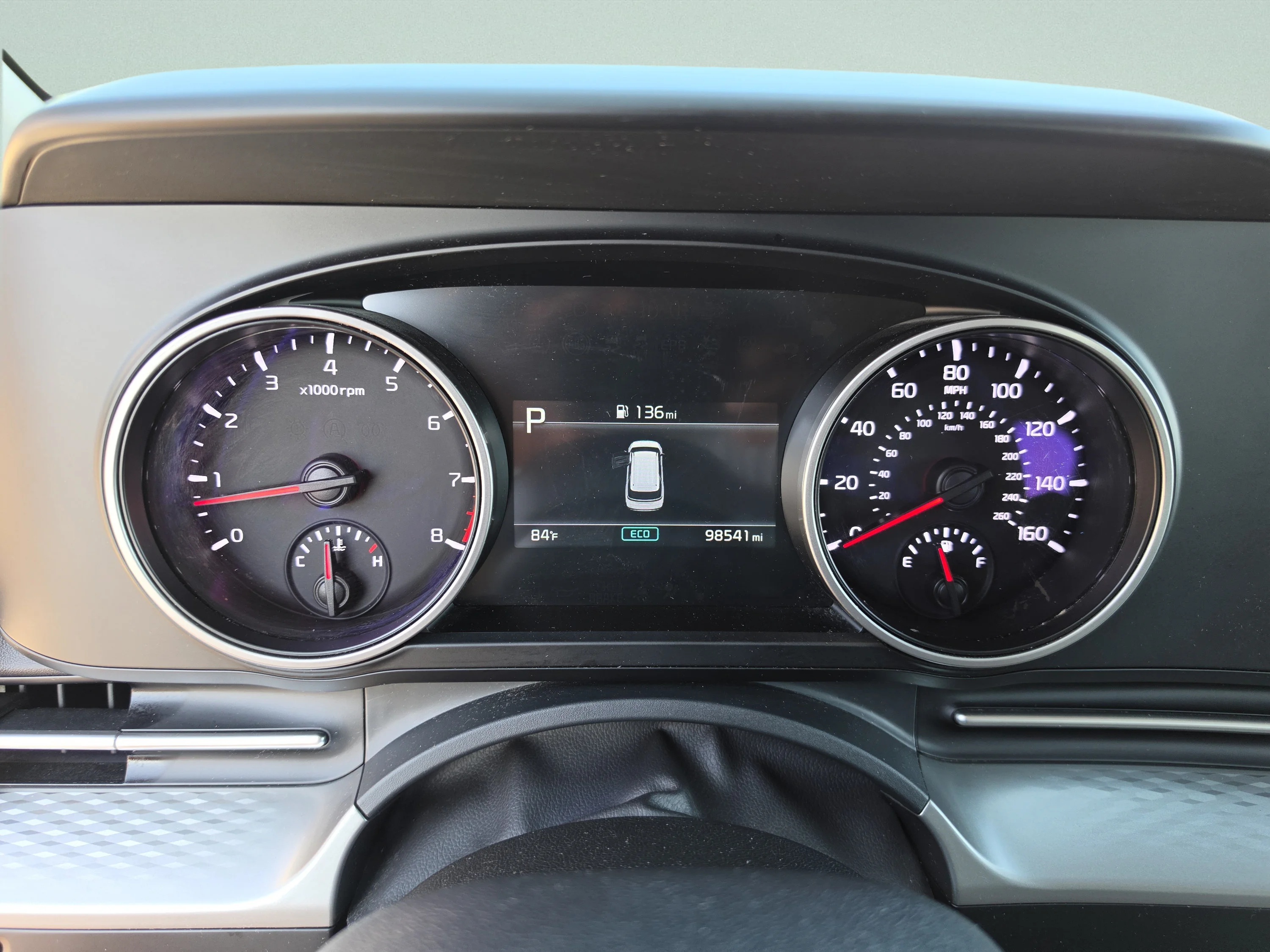 Used 2023 Silky Silver Kia LX image 35