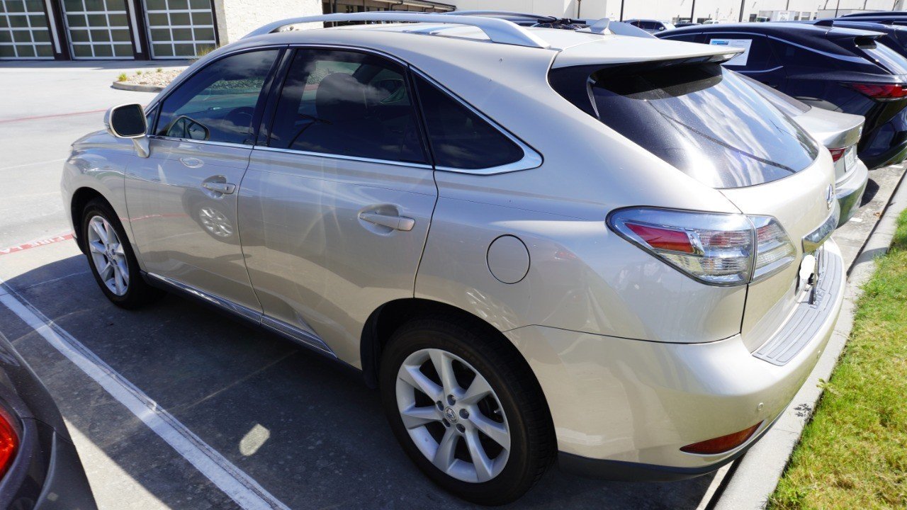 Used 2012 Beige Lexus  image 7
