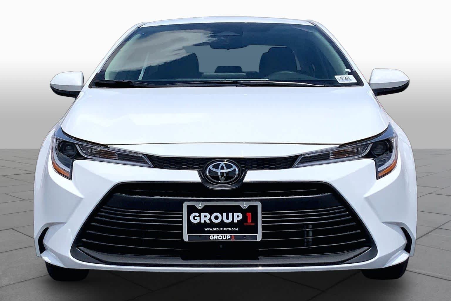 New 2026 Ice Cap Toyota LE image 3