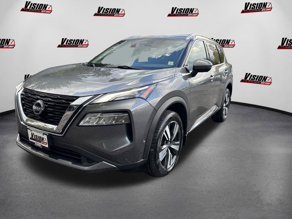 Used 2023 Gray Nissan SL image 1