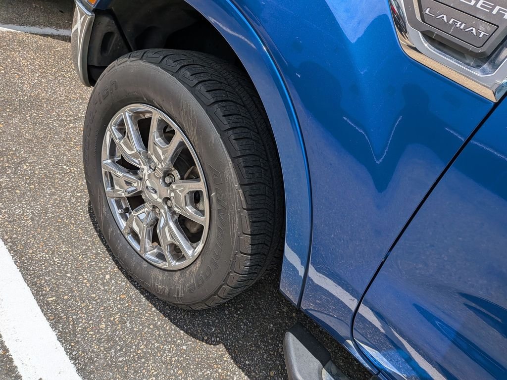 Used 2020 Blue Ford Lariat image 5