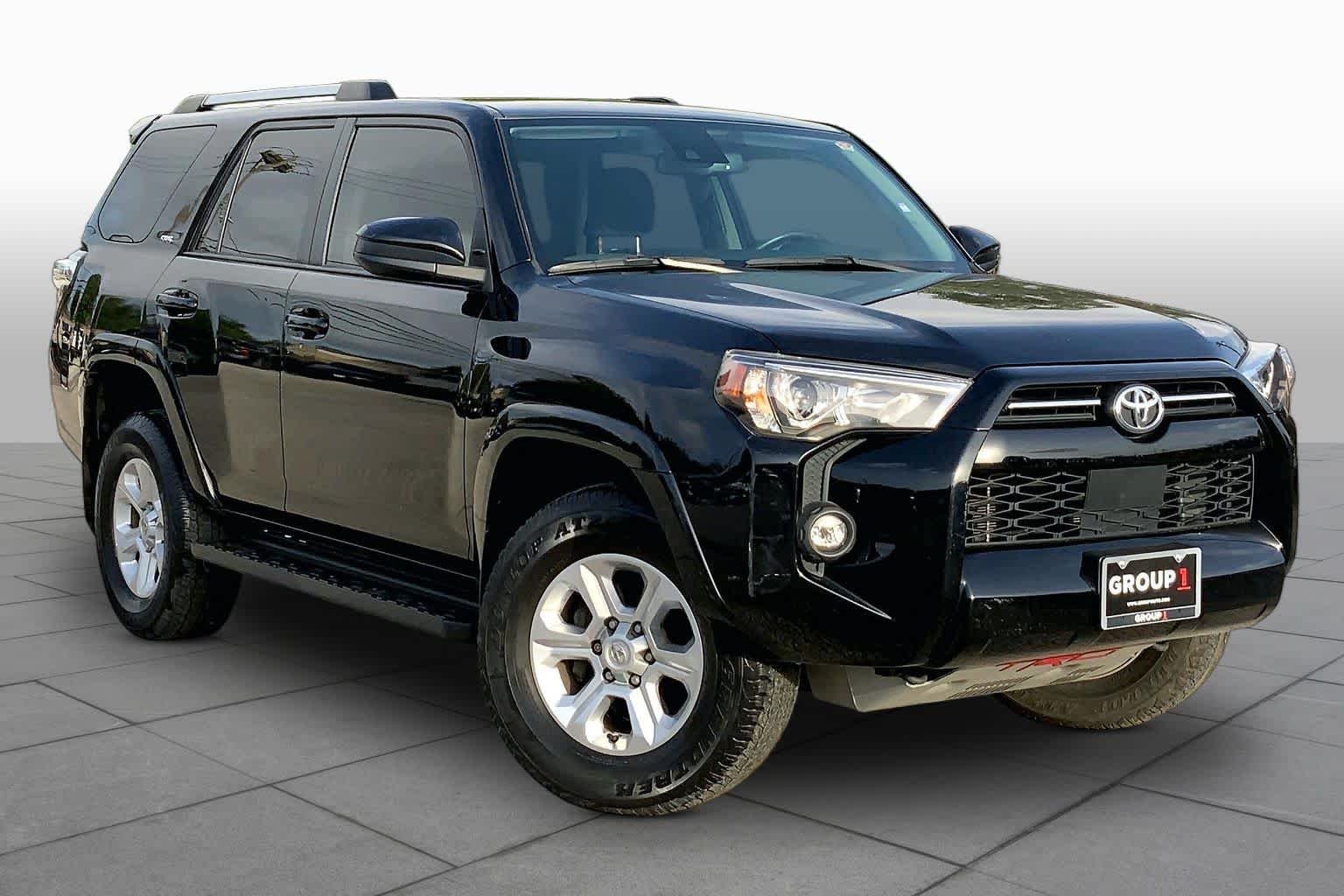 Used 2022 Midnight Black Metallic Toyota SR5 image 3