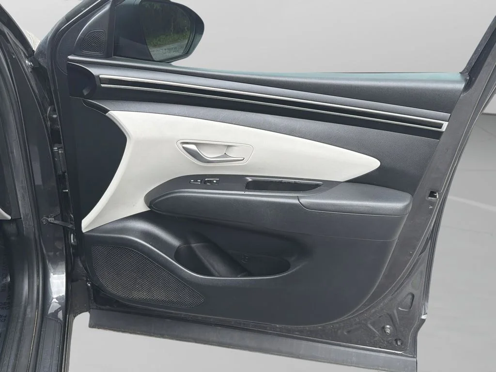 Used 2022 Gray Hyundai SEL image 21