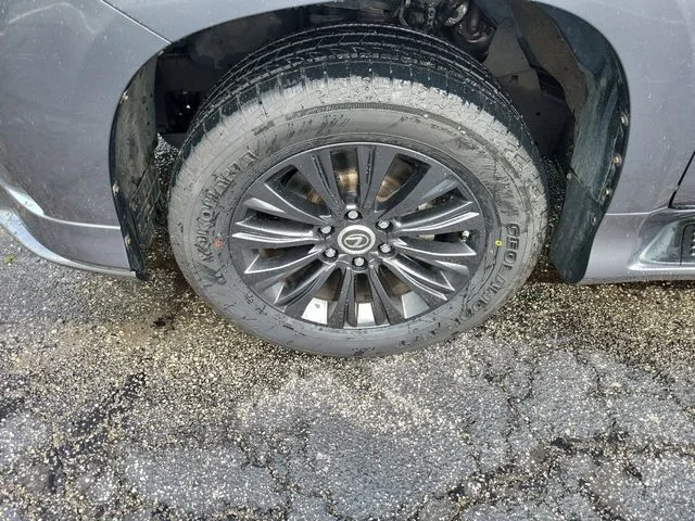 Used 2021 Gray Lexus 460 image 5