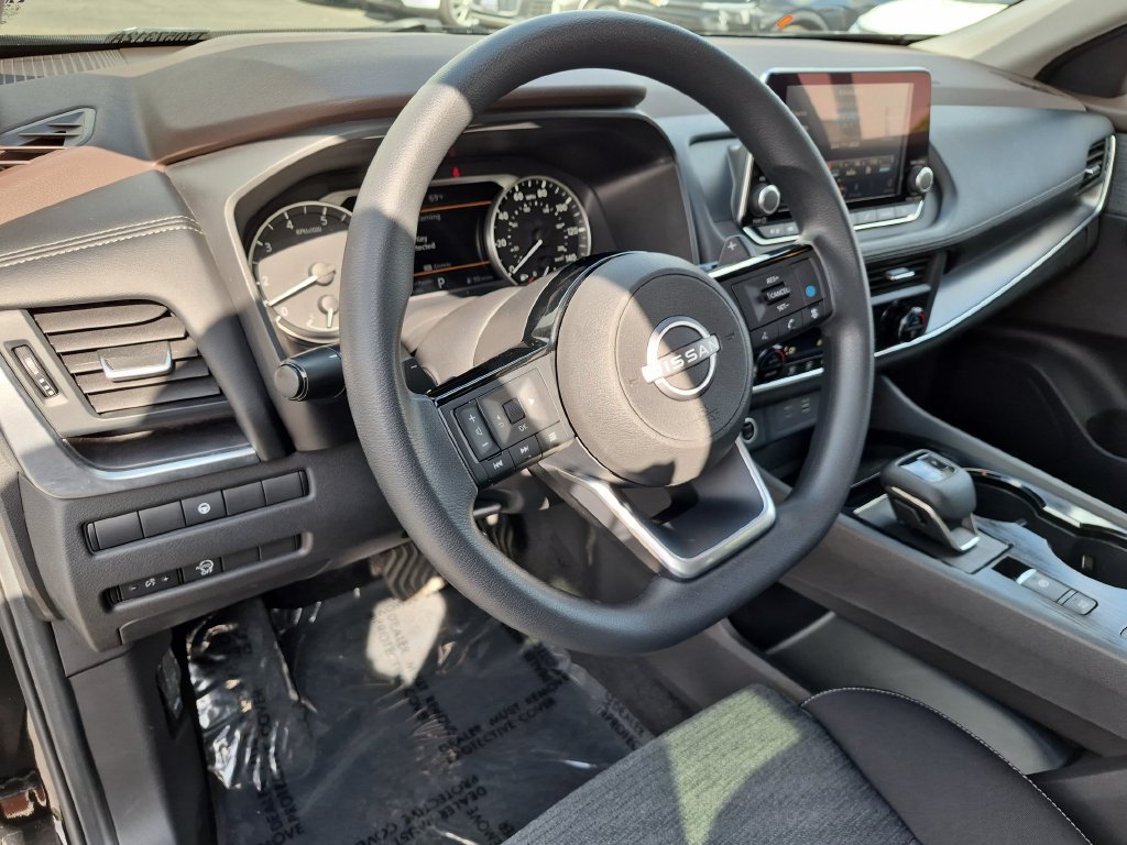 Used 2023 Black Nissan SV image 14