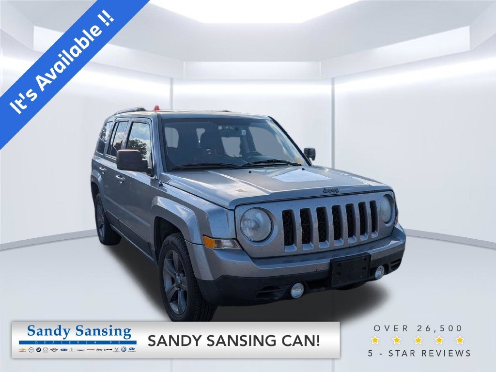 Used 2016 Silver Jeep Sport SE image 1