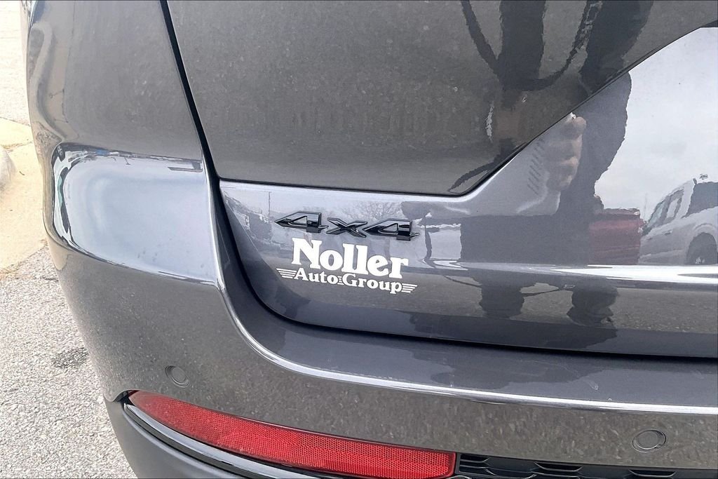 2023 Jeep Grand Cherokee Altitude - Photo 8