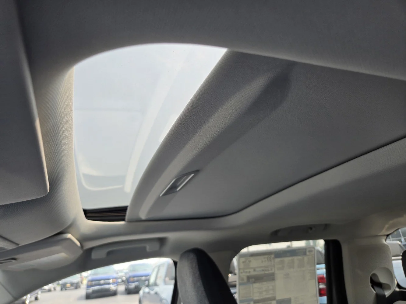 New 2026 Carbonized Gray Metallic Ford XLT image 11