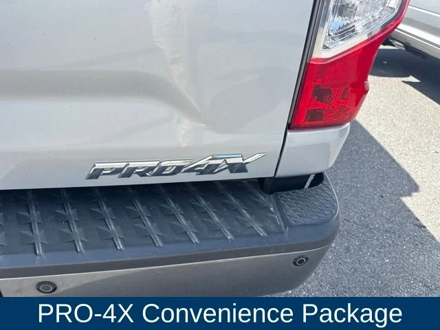 Used 2019 Silver Nissan PRO-4X image 7