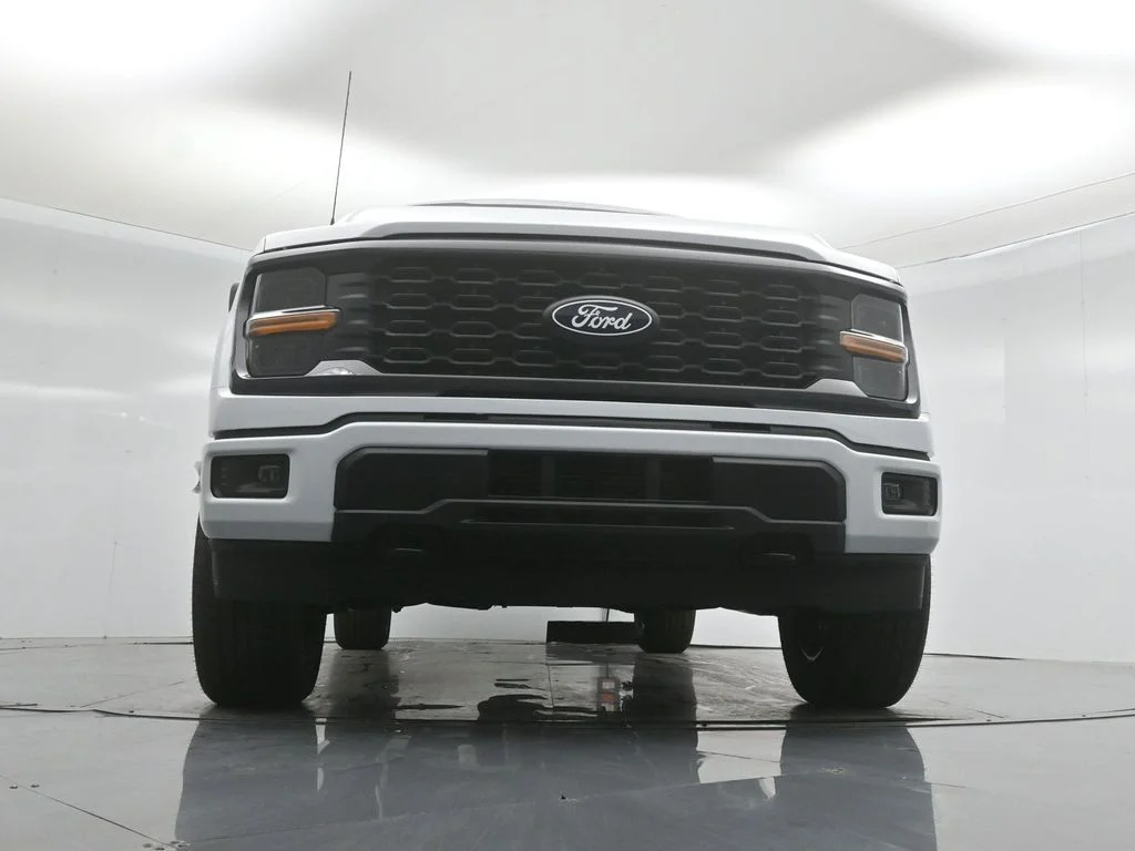 New 2026 Oxford White Ford STX image 38
