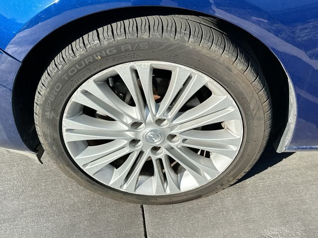 Used 2014 Blue Buick Base image 9