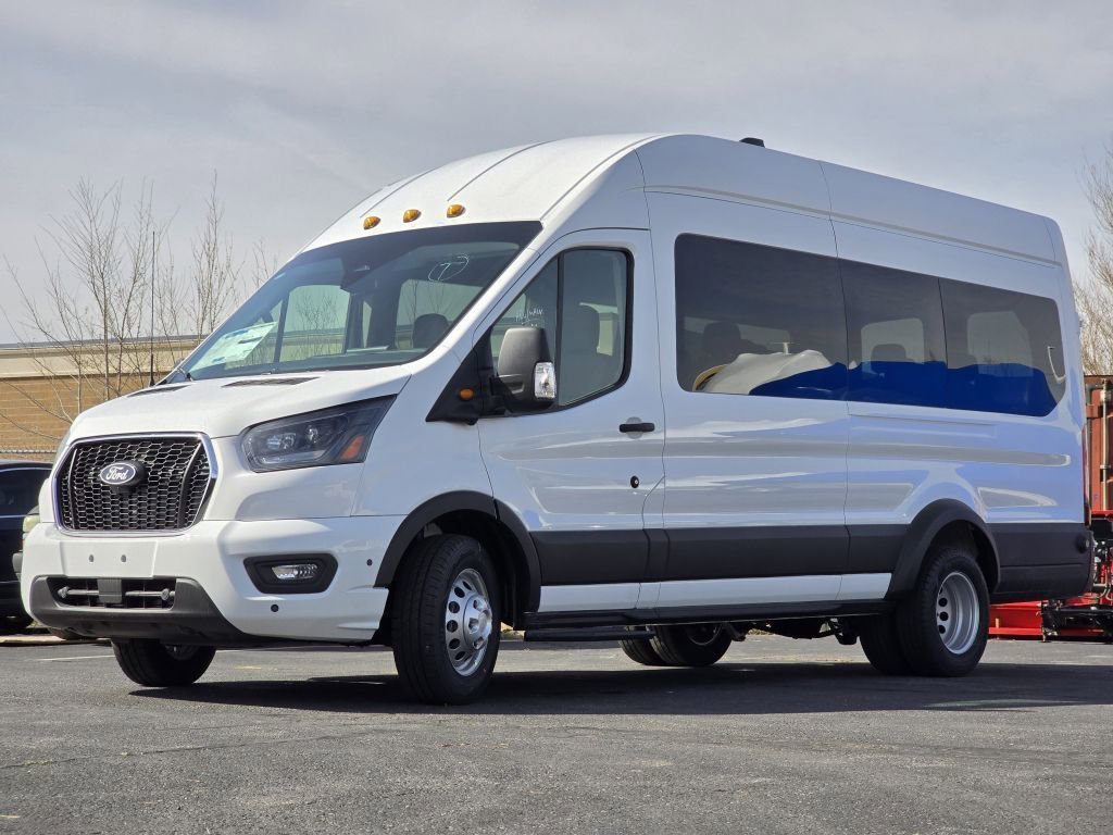 New 2026 Oxford White Ford XLT image 18
