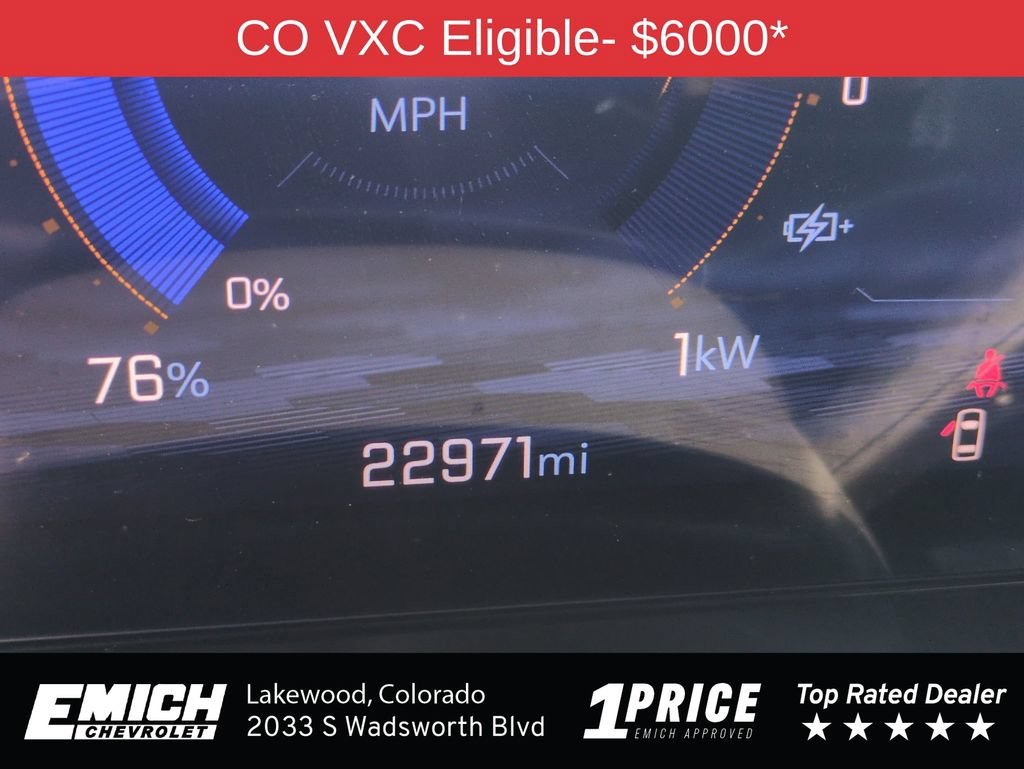 Used 2024 Summit White Chevrolet LT image 16
