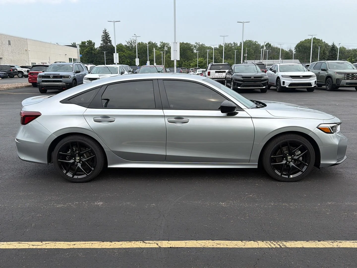 Used 2026 Solar Silver Metallic Honda Sport image 4