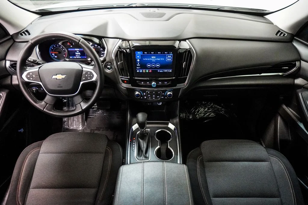 Used 2021 White Chevrolet LT image 13