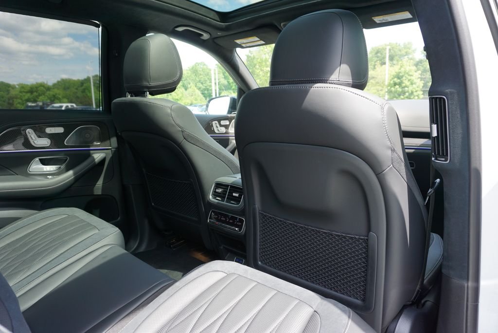 New 2026 MANUFAKTUR Moonlight White Metallic Mercedes-Benz GLE 63 S AMG® image 53