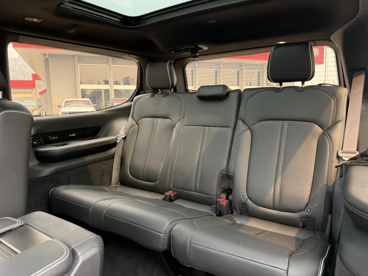 Used 2024 Black Jeep Series Ii Obsidian image 20