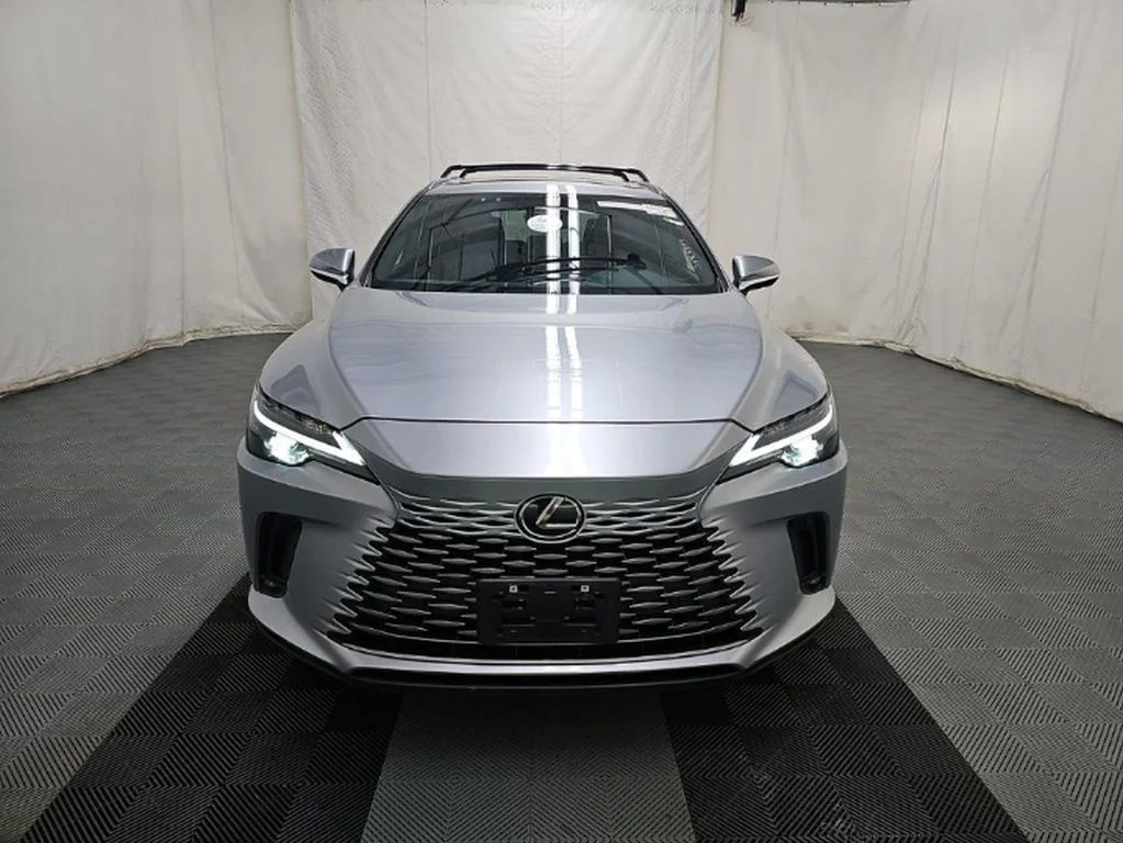 Used 2023 Iridium Lexus 350 Premium image 3