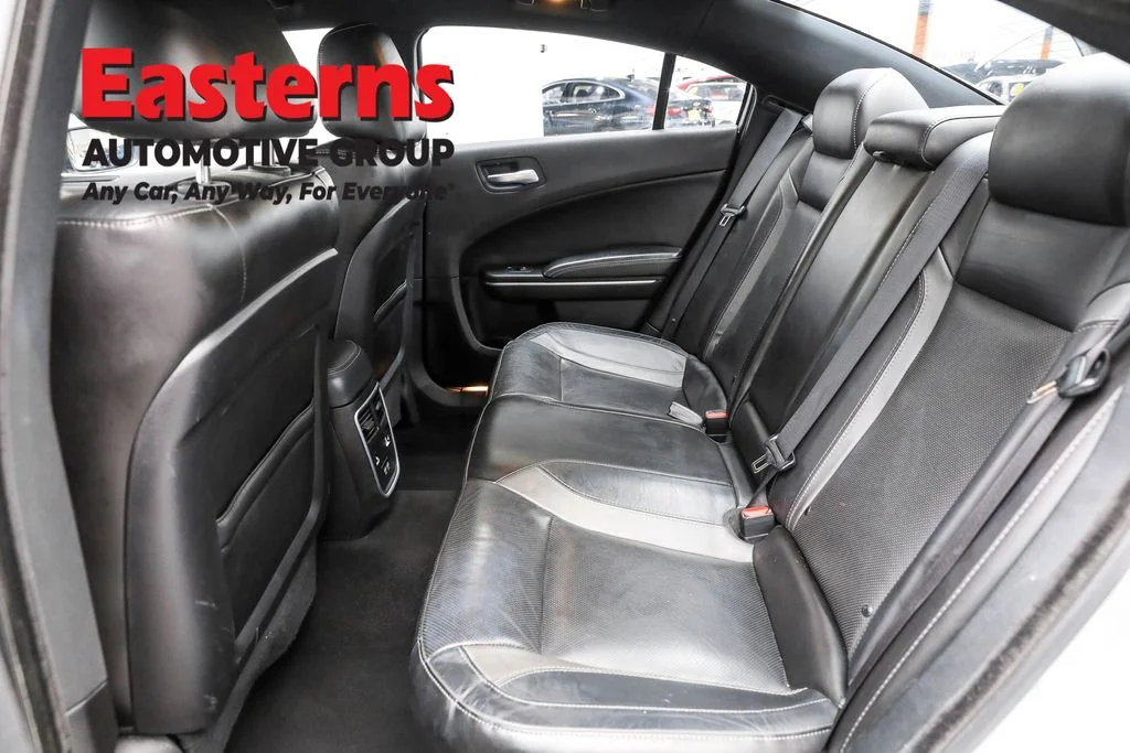 Used 2022 Silver Dodge SXT image 21