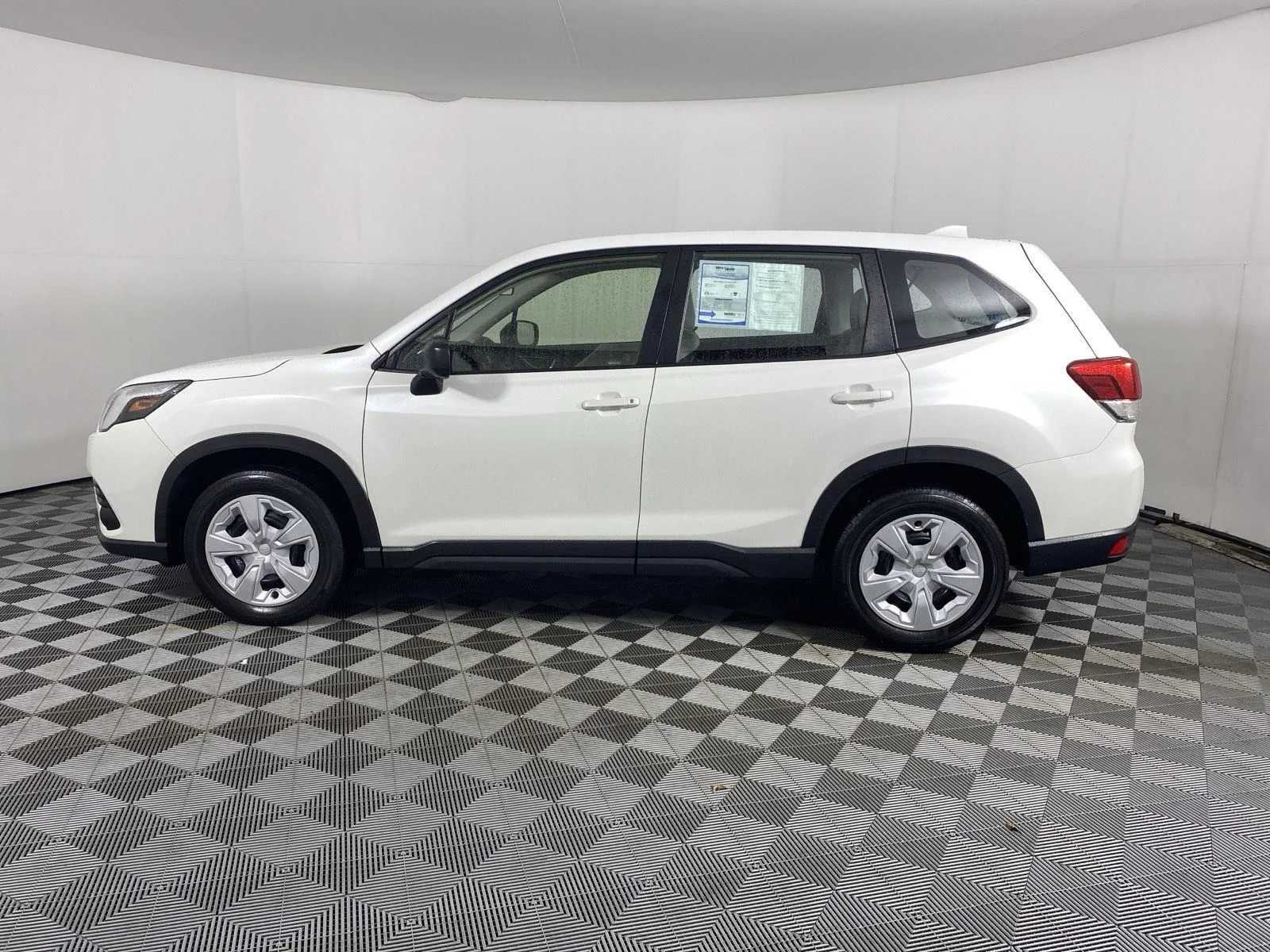 Used 2023 Crystal White Pearl Subaru Base image 4