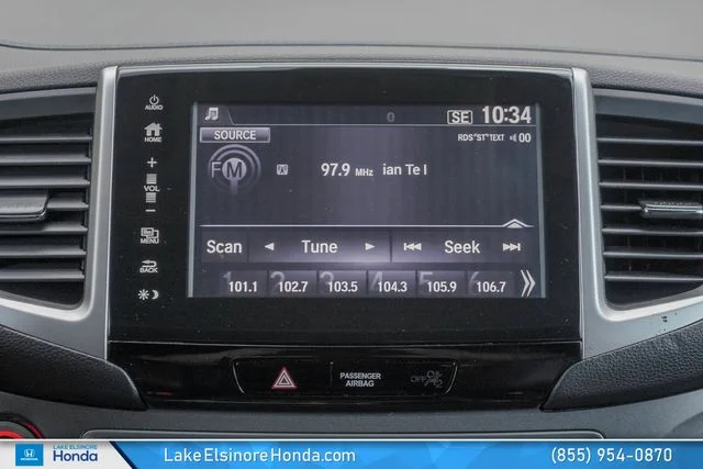 Used 2017 White Diamond Pearl Honda EX-L image 19