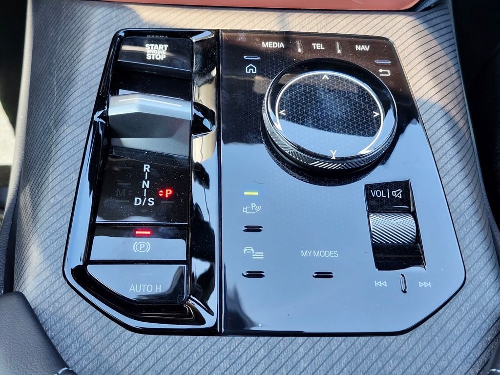 New 2026 Gray BMW 30 xDrive image 24