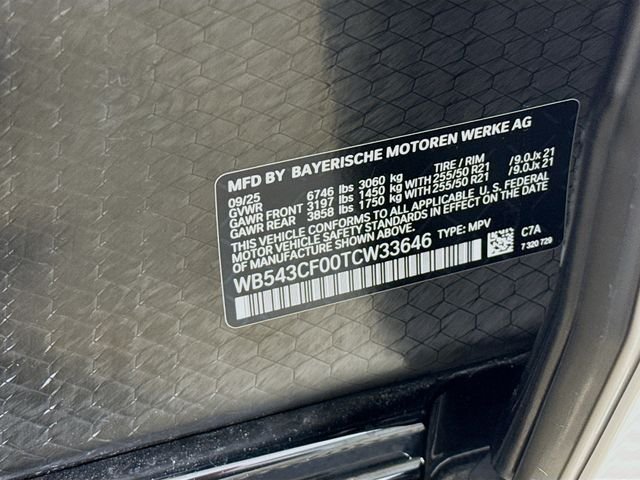 2026 BMW iX 45 - Photo 33