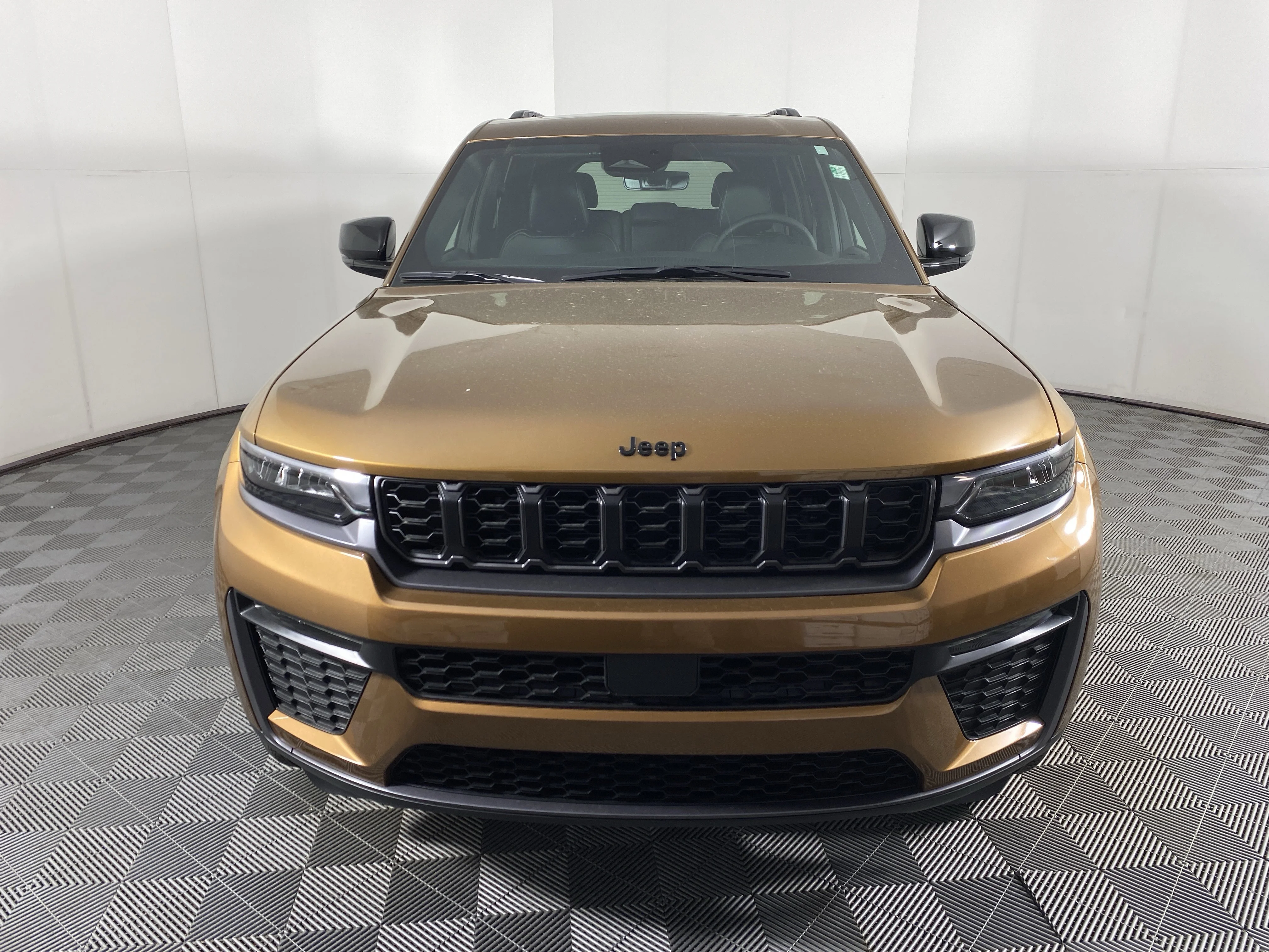 New 2026 Copper Shino Metallic Clear-Coat Exterior Paint Jeep Limited image 12