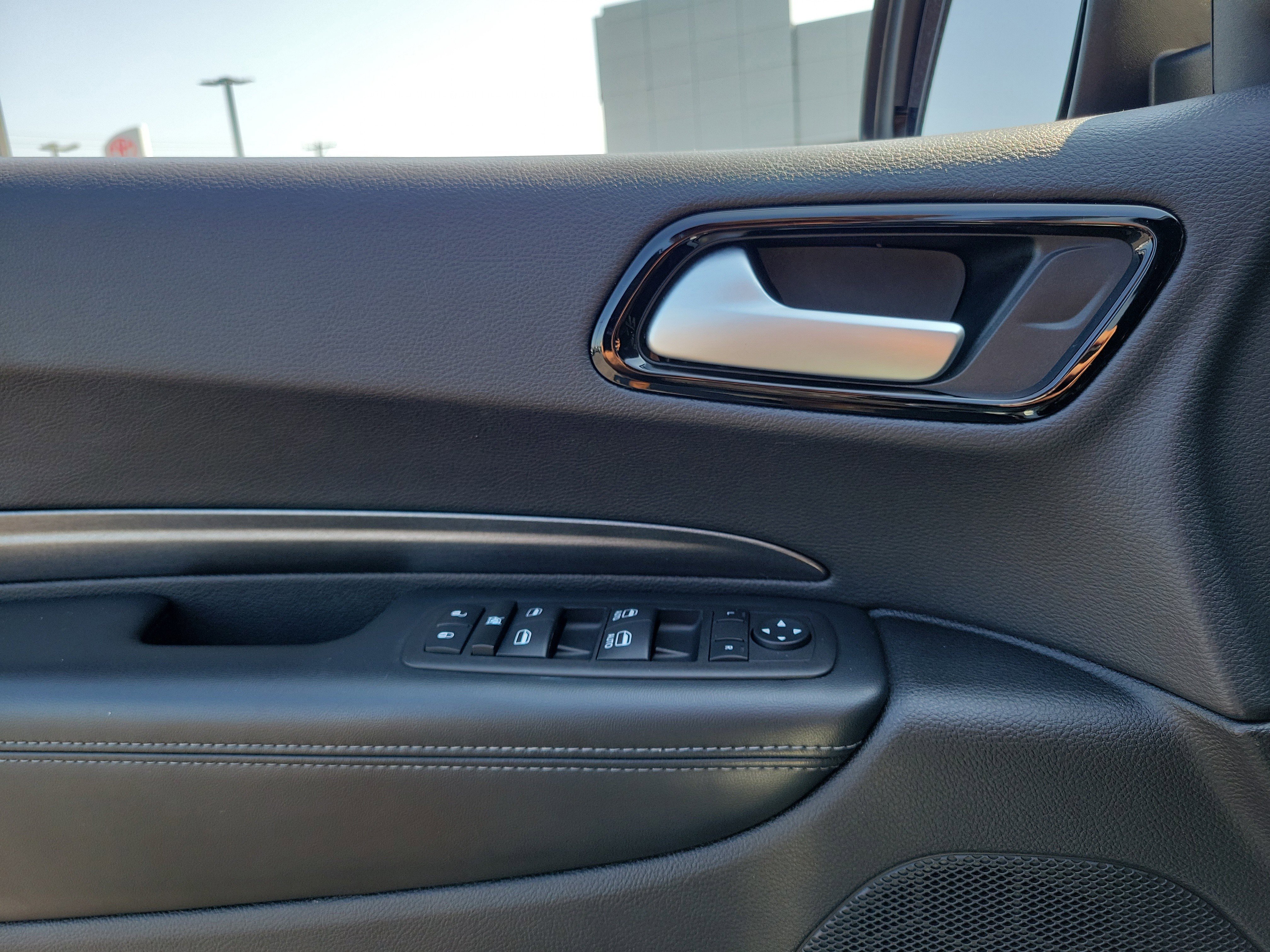 2024 Dodge Durango SXT - Photo 17