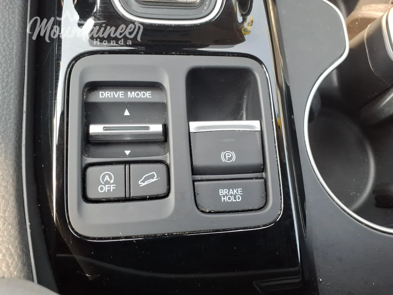Used 2025 Obsidian Blue Pearl Honda Touring image 41