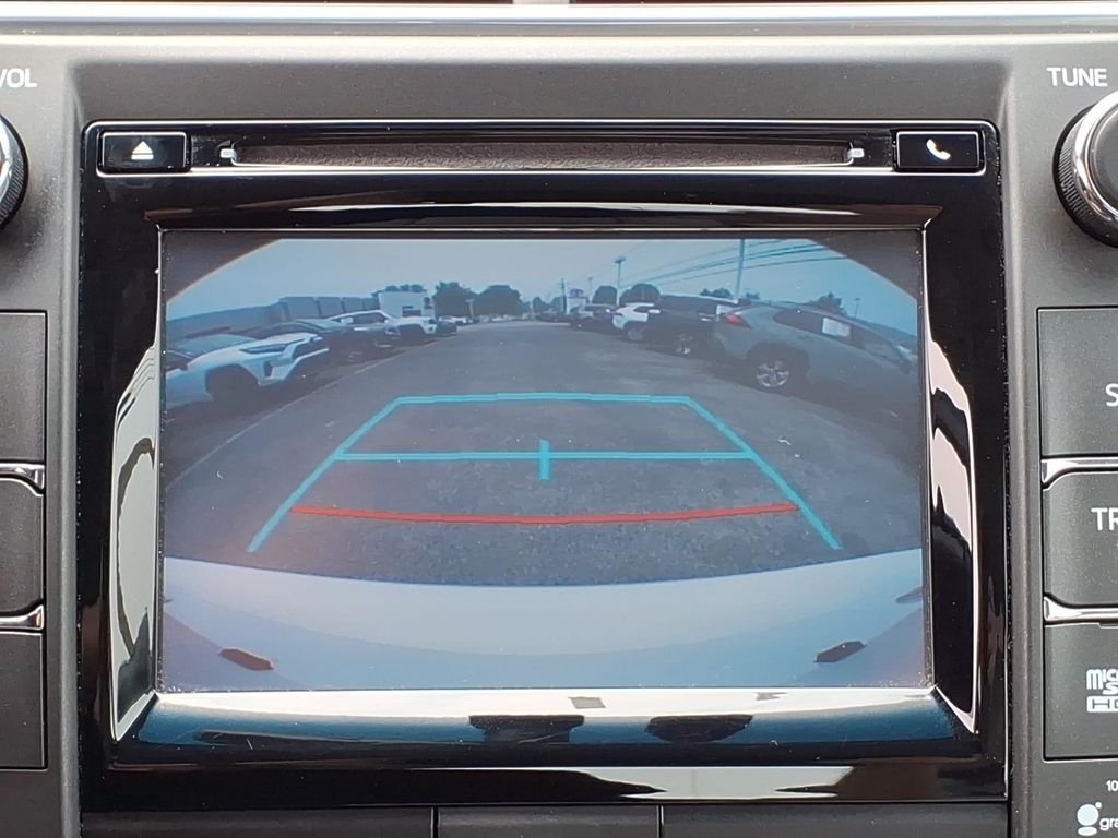 Used 2015 Blizzard Pearl Toyota XLE image 18