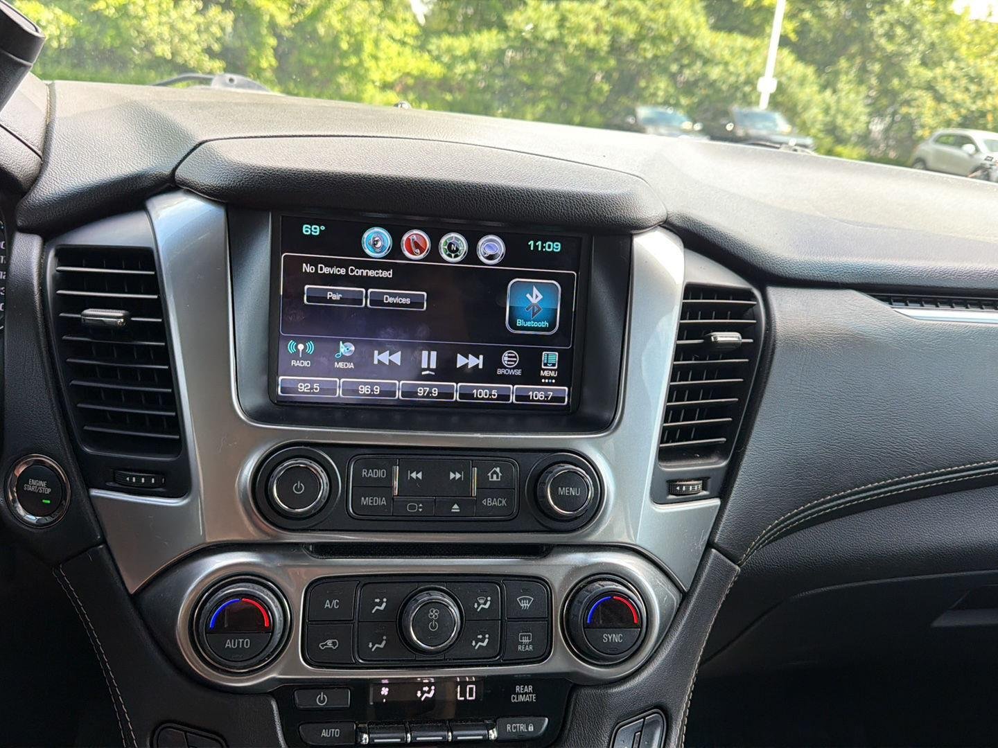 Used 2019 Summit White Chevrolet LT image 11