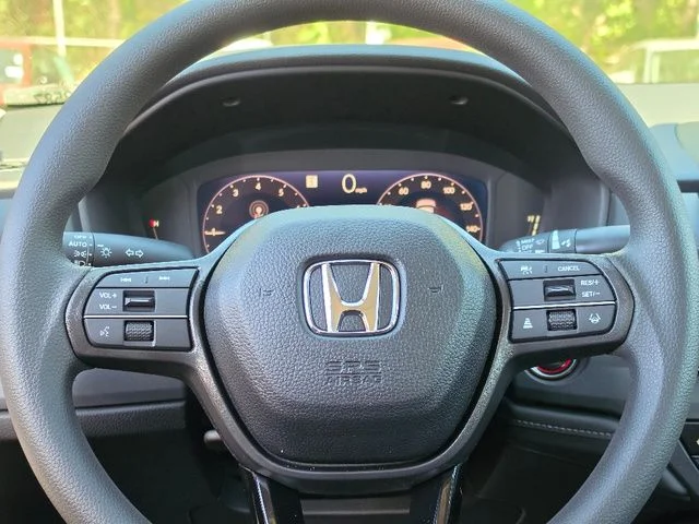 New 2026 Platinum White Pearl Honda SE image 9
