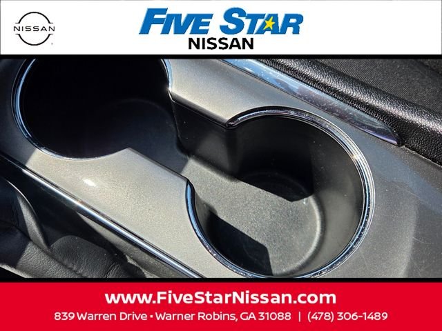 Used 2023 Gray Chevrolet LT image 24