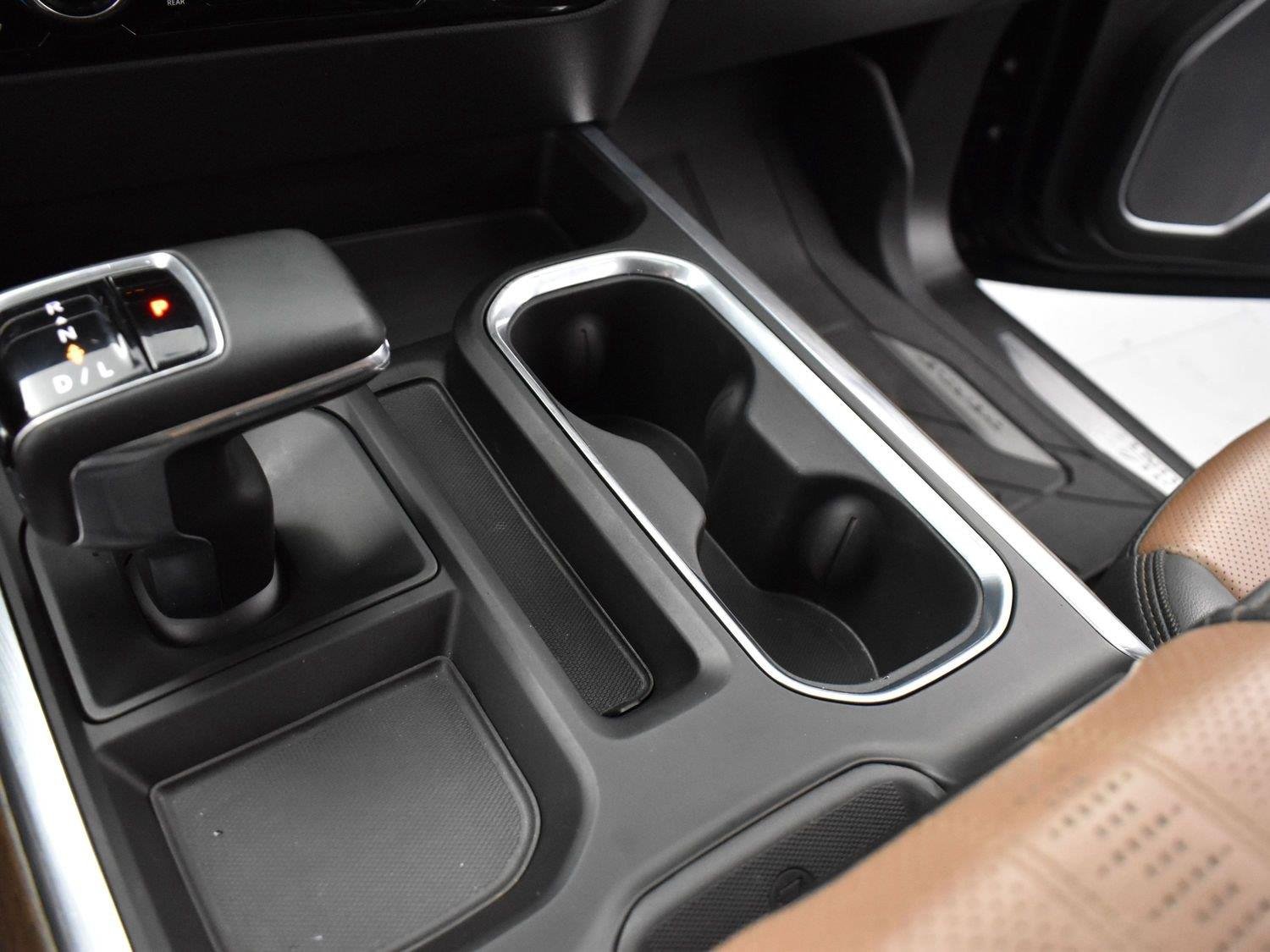 Used 2023 Black Chevrolet High Country image 19